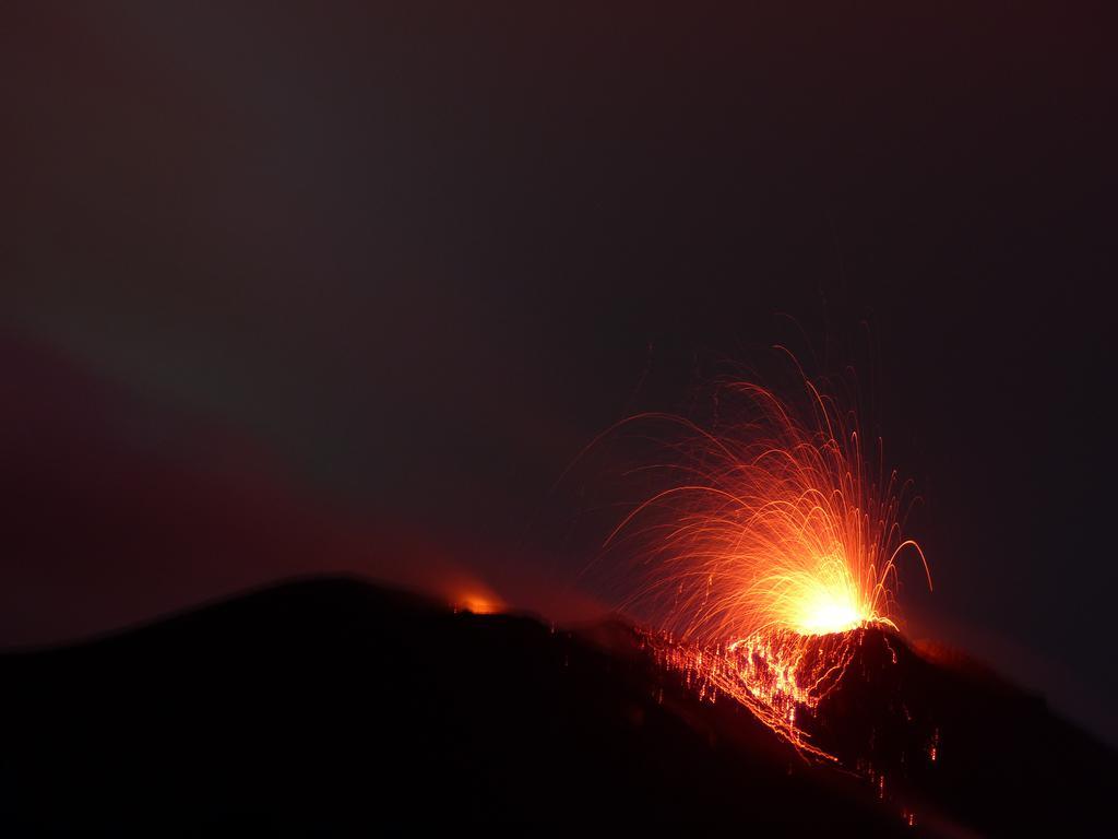 Il Vulcano A Piedi Hotell Stromboli Exteriör bild