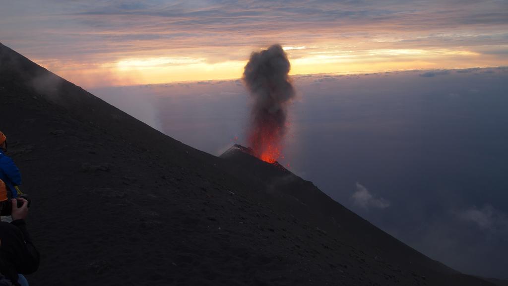 Il Vulcano A Piedi Hotell Stromboli Exteriör bild